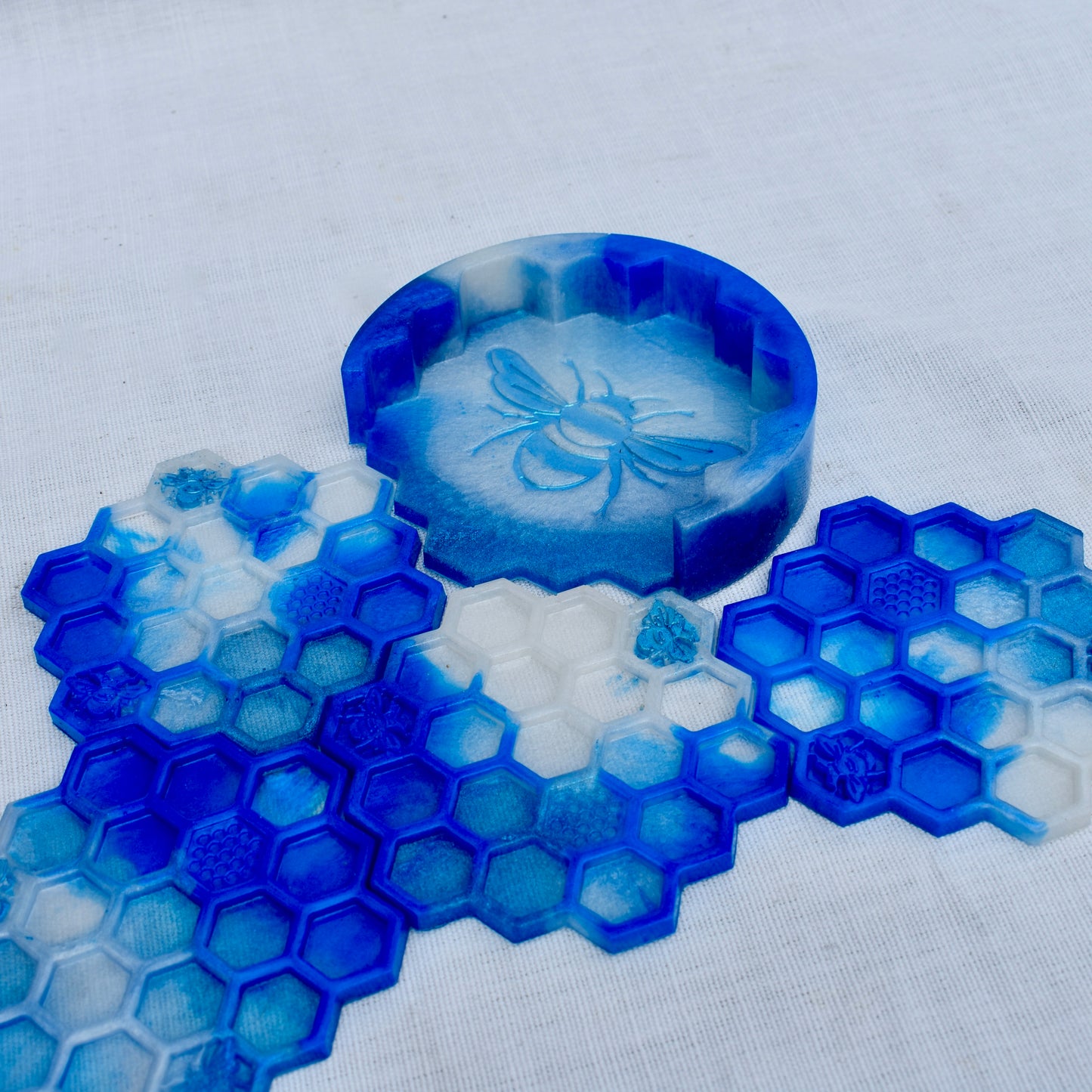 Honeycomb Coasters with Holder • Honey Bee Resin Coasters • Bumble Bee Coaster Set Bee Lover Gift 🐝