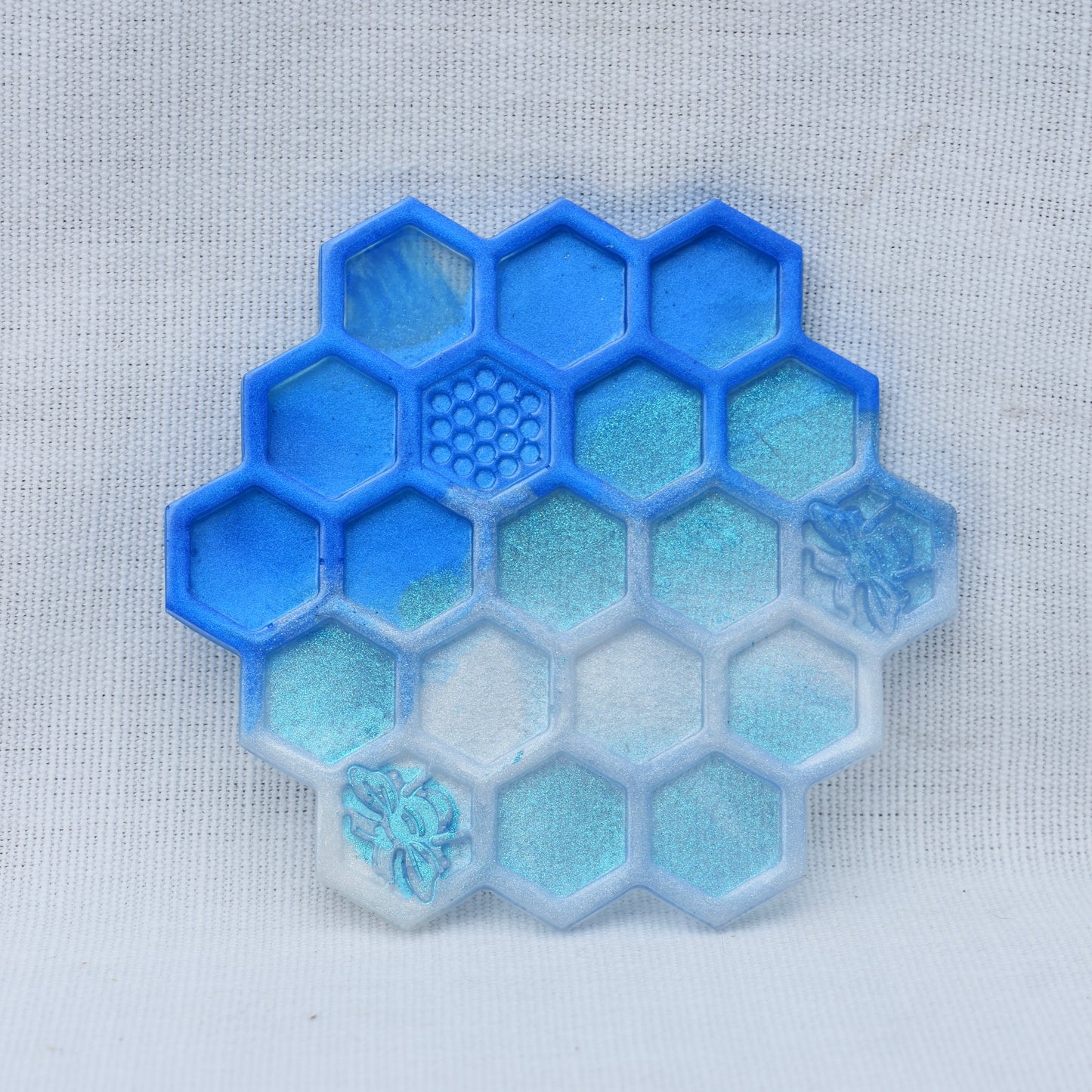 Honeycomb Coasters with Holder • Honey Bee Resin Coasters • Bumble Bee Coaster Set Bee Lover Gift 🐝