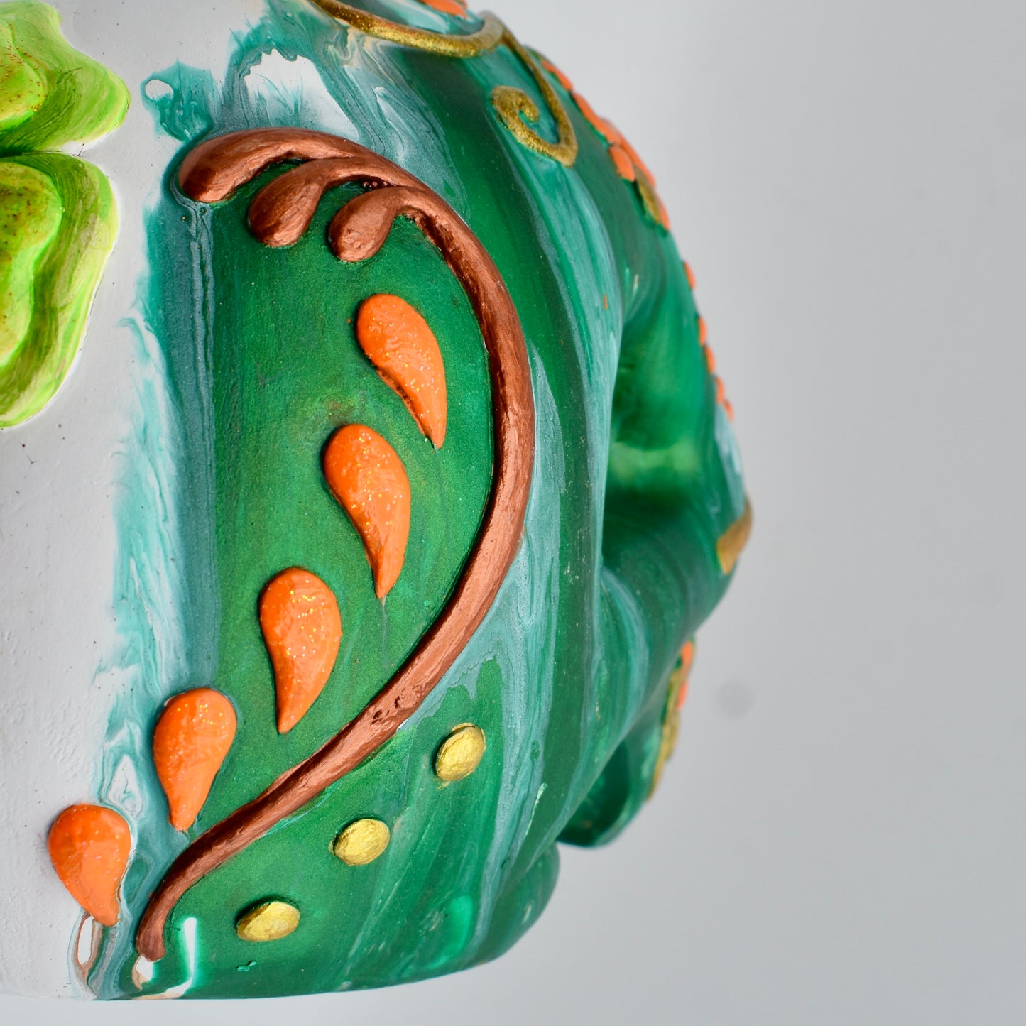 Irish Sugar Skull Statue • Day of the Dead Irish Statue Décor