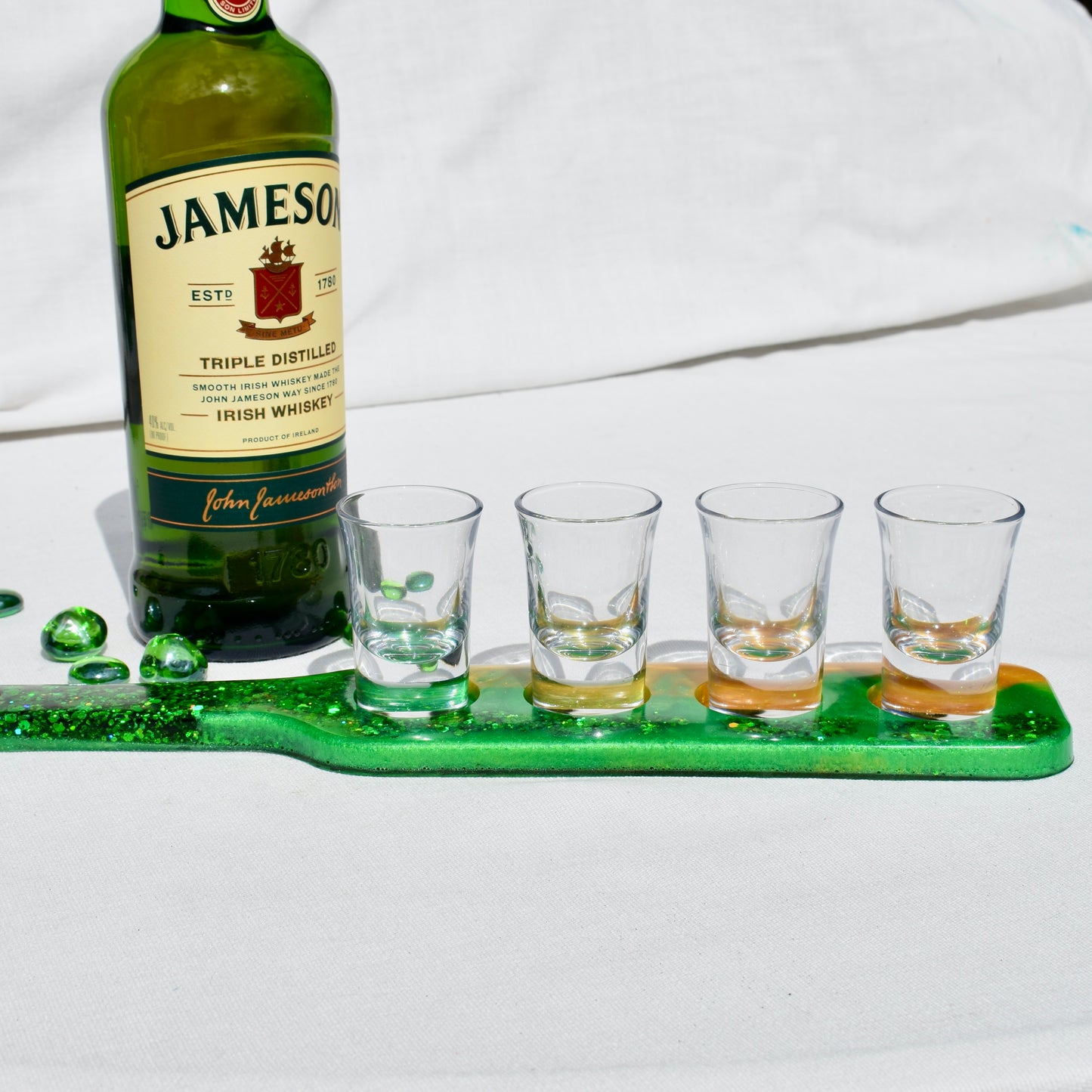 Irish Themed Shot Glass Paddle - 🍀Green & Gold Shot Glass Holder – Beer Flight