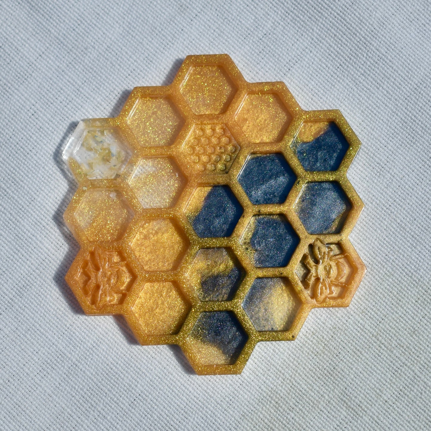 Honeycomb Coasters with Holder • Honey Bee Resin Coasters • Bumble Bee Coaster Set Bee Lover Gift 🐝