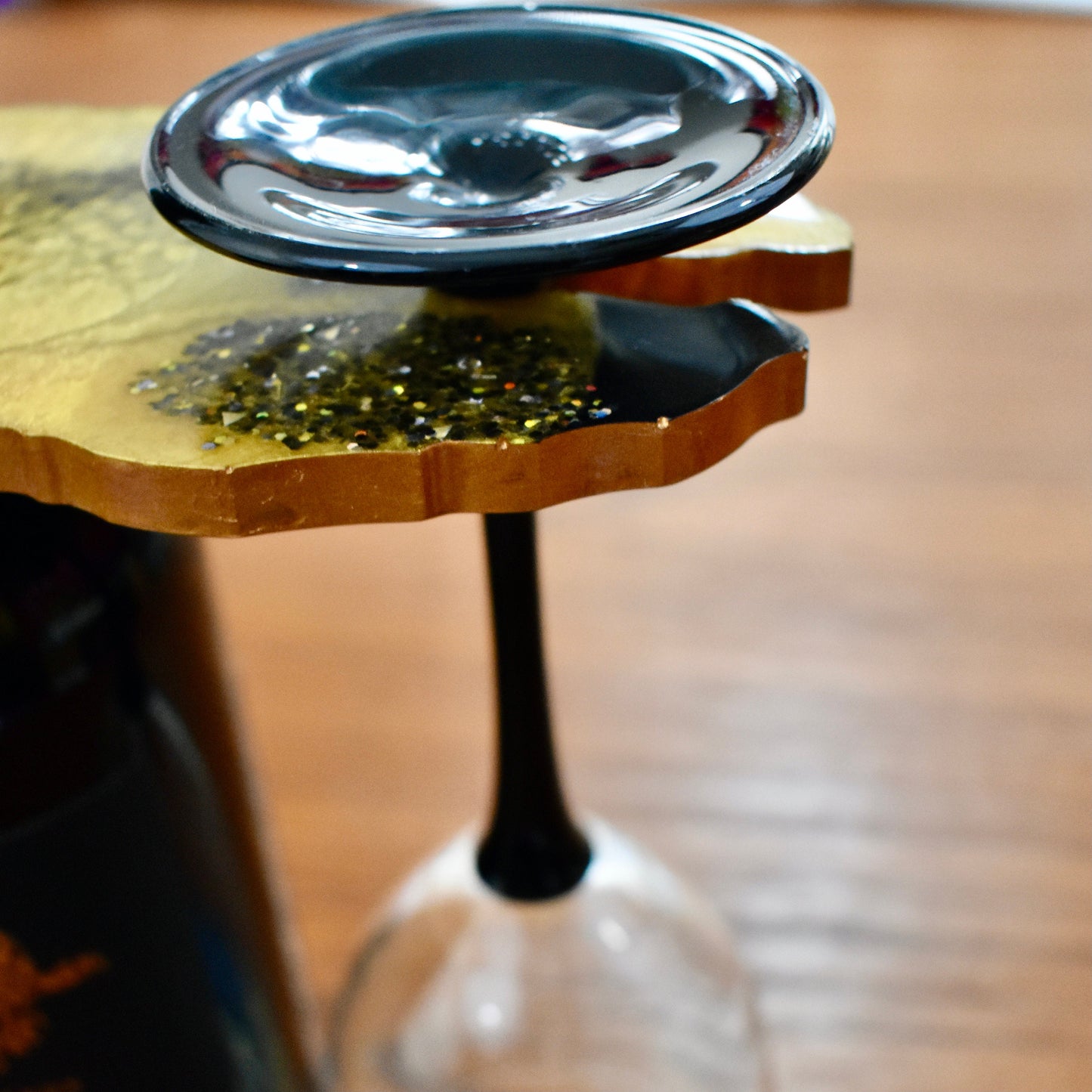 Black and Gold Wine Butler w 2 Coasters