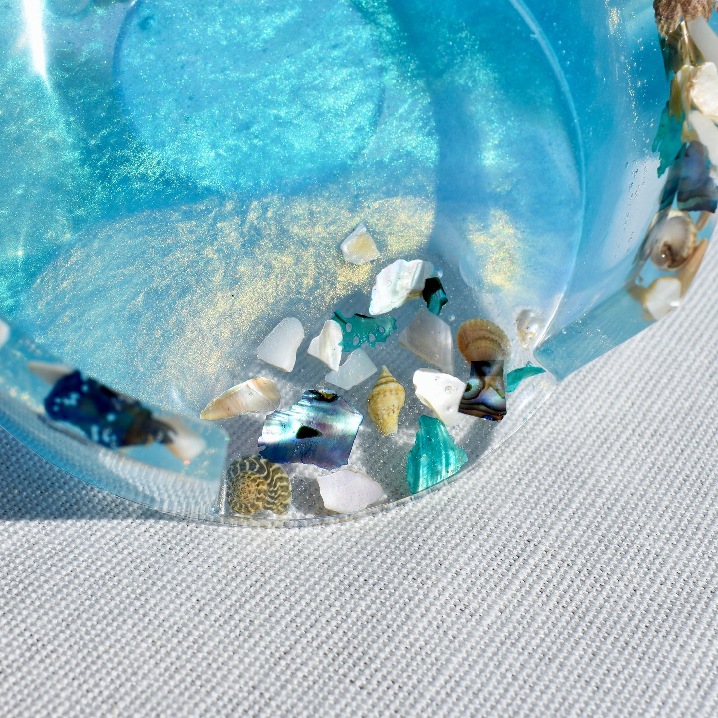 Seashell Coasters with Holder (Assorted Colors)
