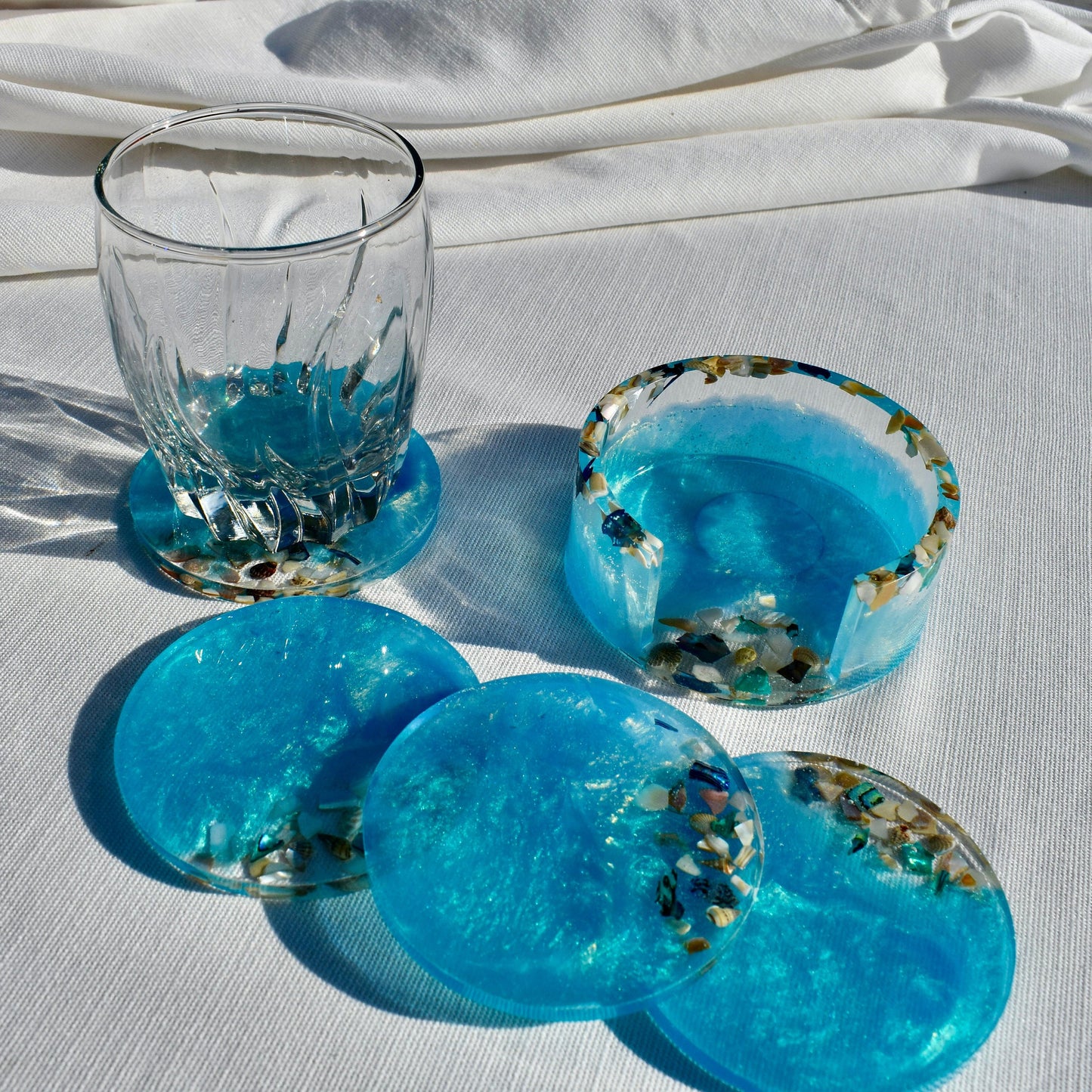 Seashell Coasters with Holder (Assorted Colors)