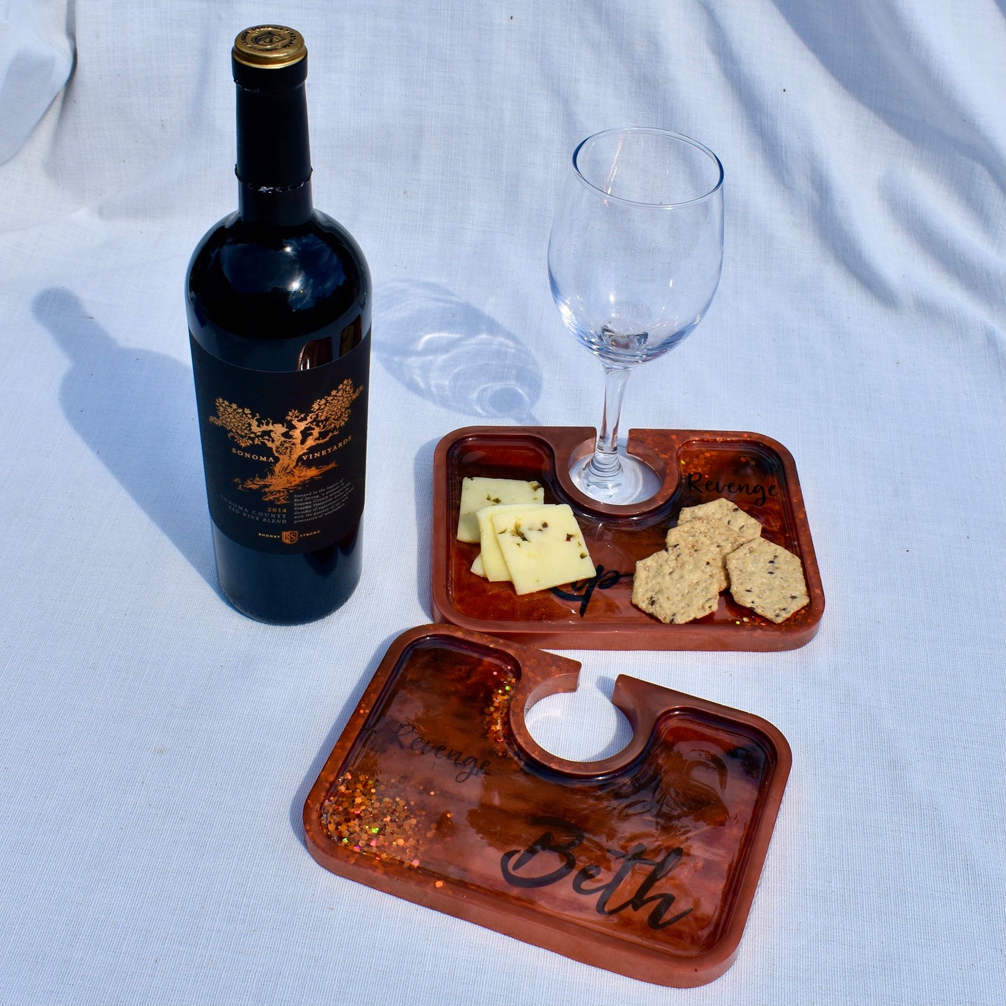 Yellowstone: Beth & Rip Snack Tray Set