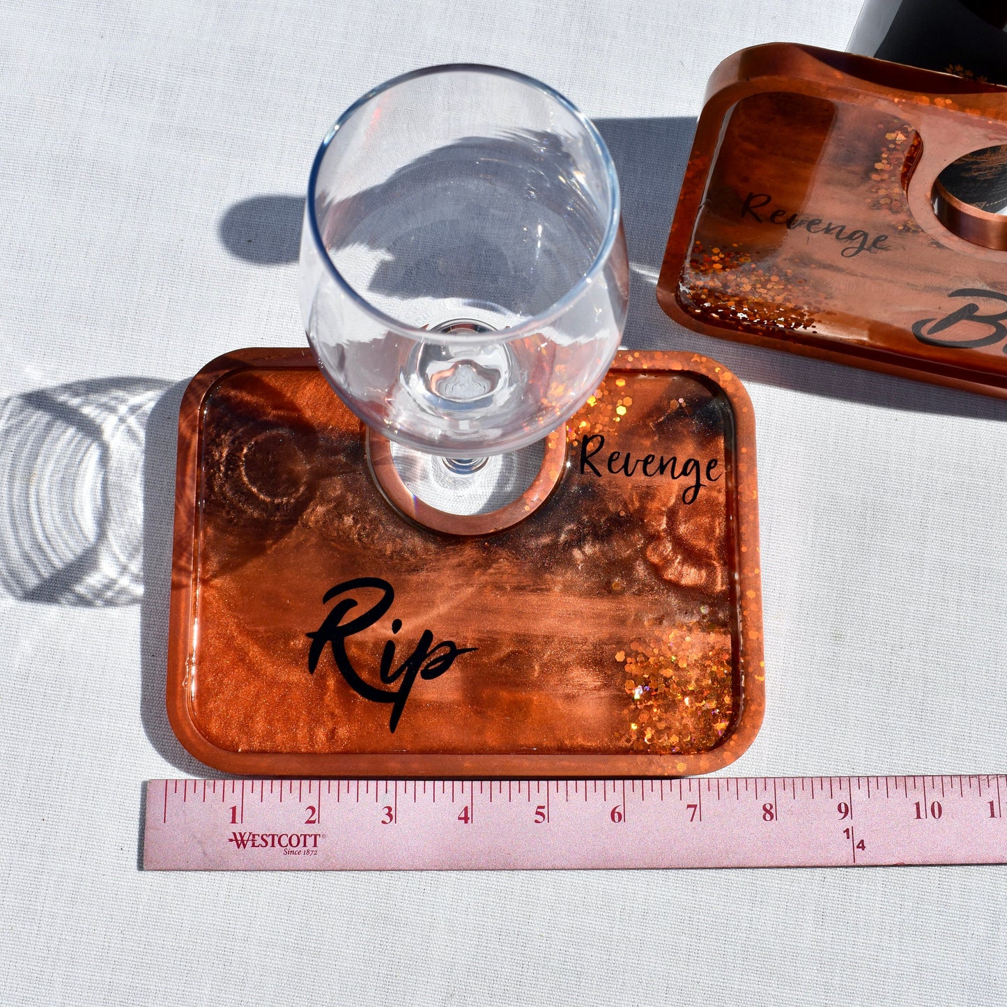 Yellowstone: Beth & Rip Snack Tray Set