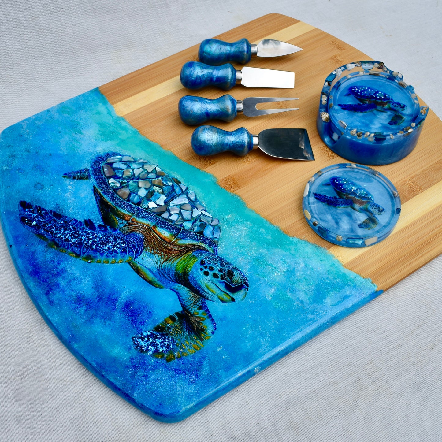 Sea Turtle Charcuterie-Cutting Board • Multi-purpose Sea Turtle Serving Board• Bamboo Sea Turtle Serving Board