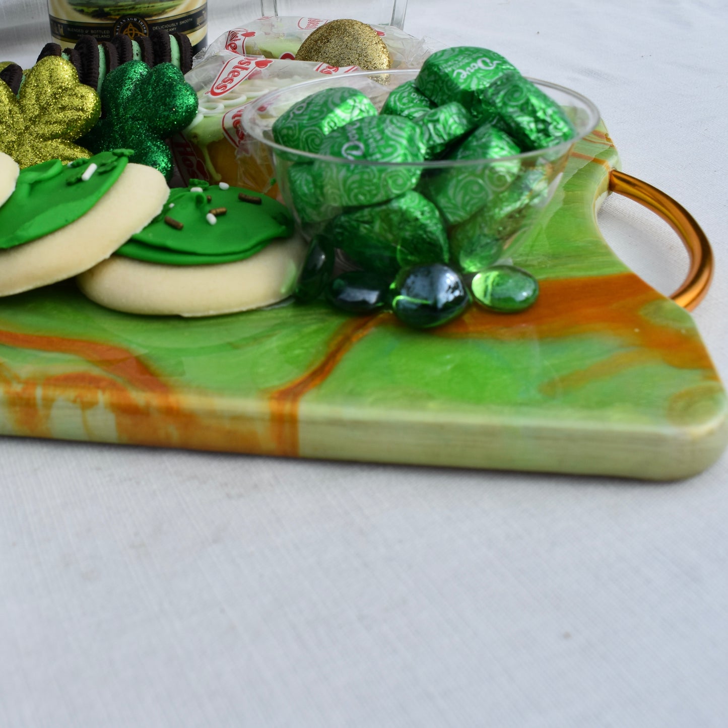 🍀Green & Gold Charcuterie Board with Metal Handle 🇮🇪