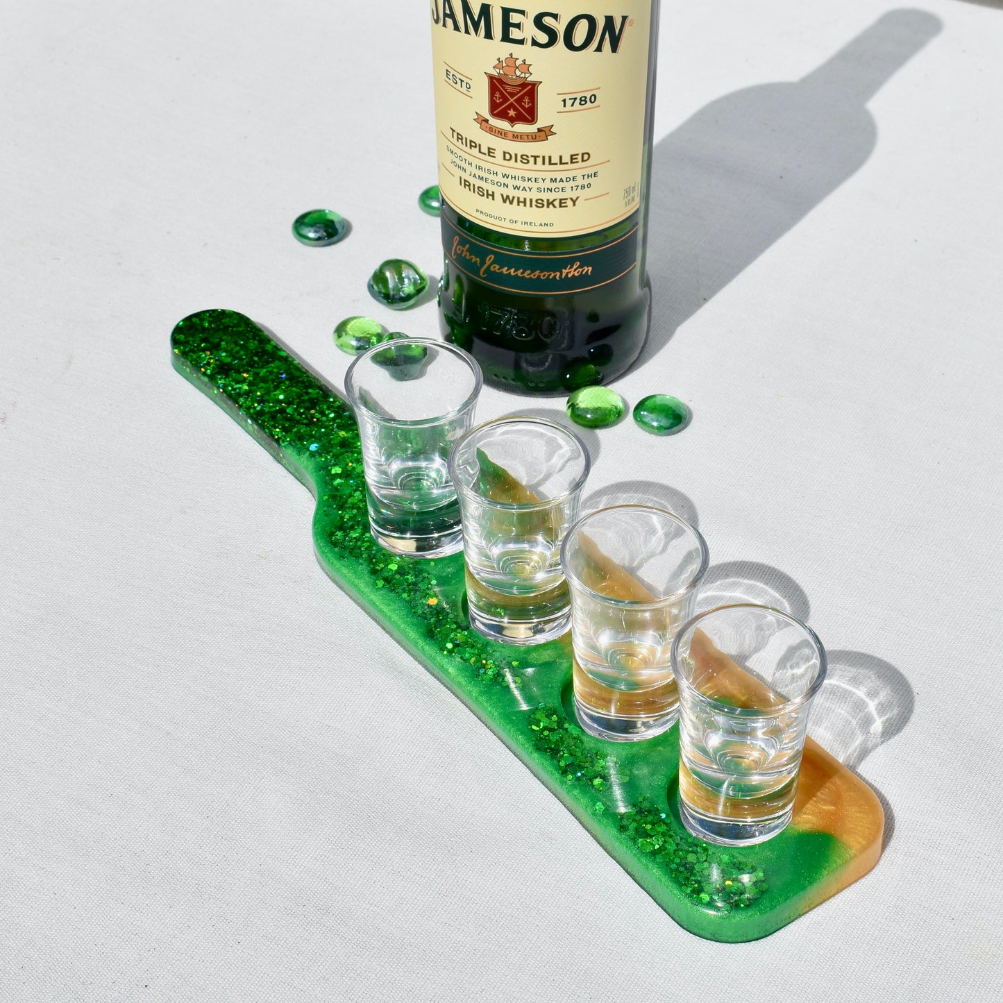 Irish Themed Shot Glass Paddle - 🍀Green & Gold Shot Glass Holder –  Beer Flight