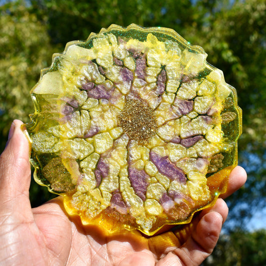 Yellow Geode Coasters – Yellow Resin Coasters - Lemon Resin Coasters – 4 Yellow Coasters – Yellow & Purple Coaster Set - Yellow Barware